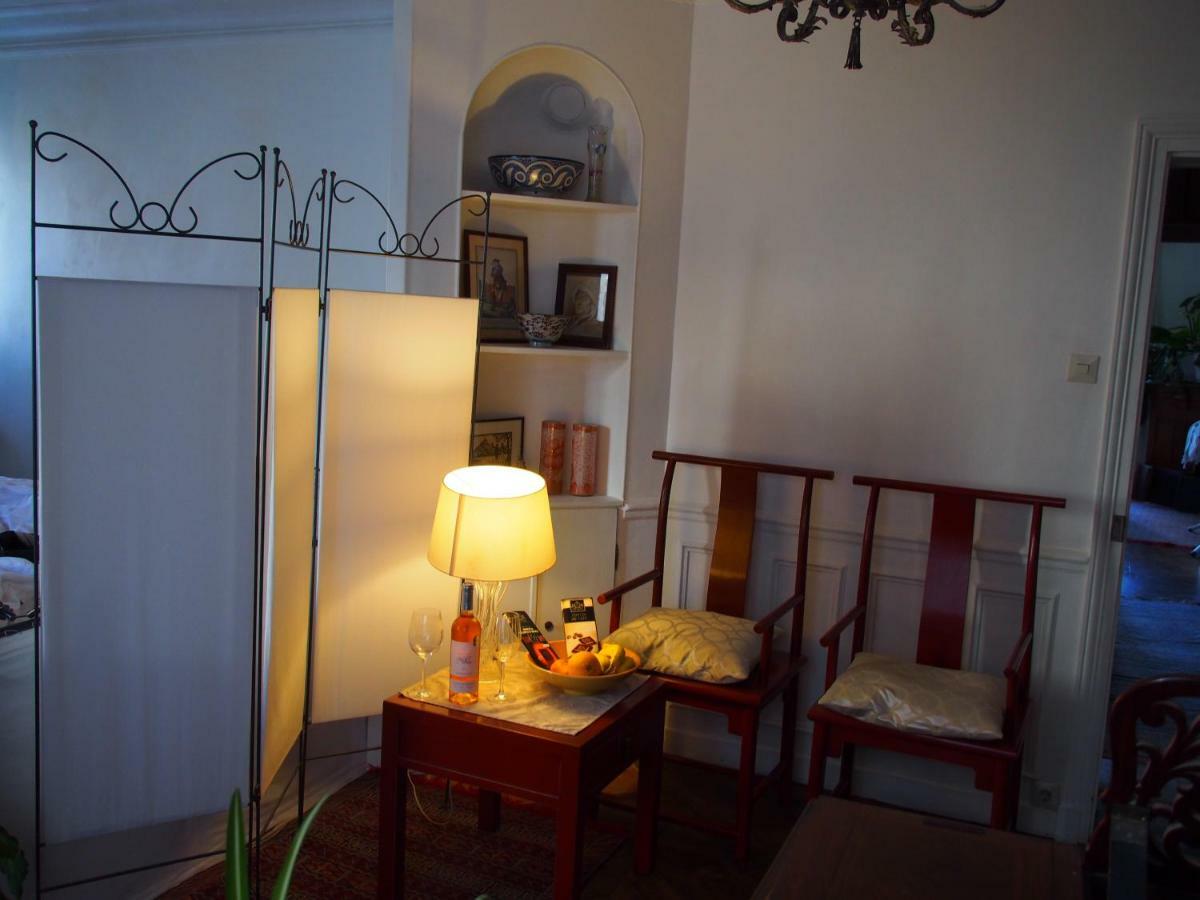 Very Large Private Room With Own Bathroom, In Montmartre Apartment Париж Екстериор снимка